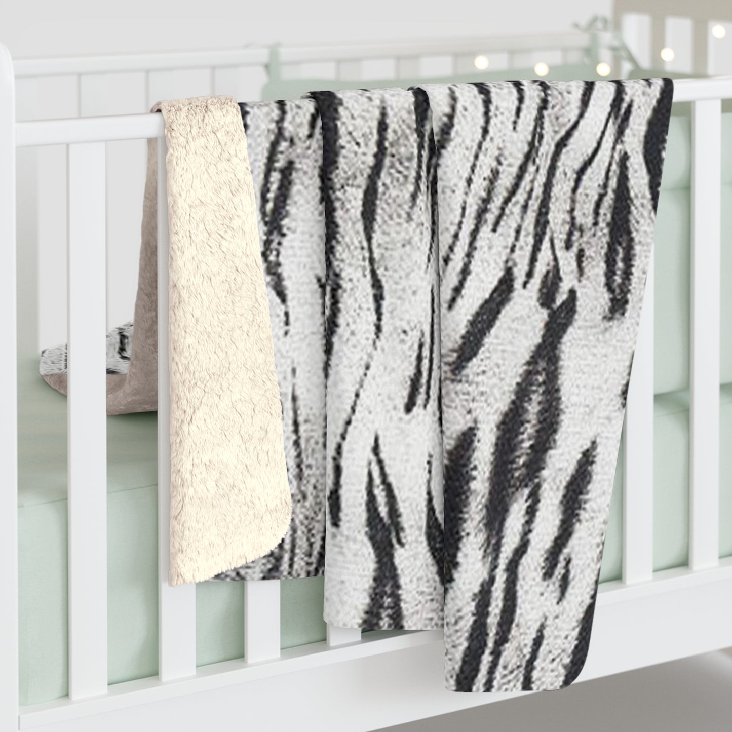 Sherpa Fleece Blanket With Arctic Tiger Print for a beautiful Astetic for your home or office